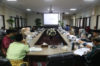 Suasana rapat dengan Dinas Sosial Kepri