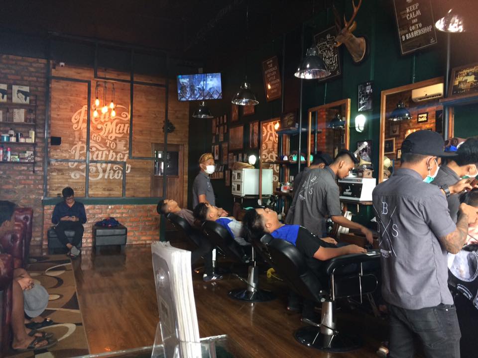 D  Barbershop  Pilihan Perawatan Rambut  Pria  Tanjungpinang 